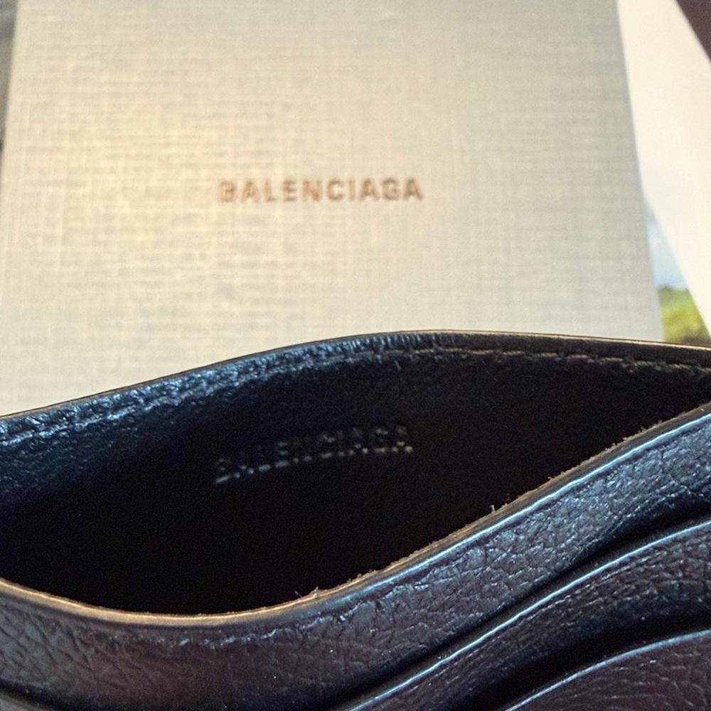 Balenciaga Black Textured Leather Card Holder with White Logo - Picture 5 of 6